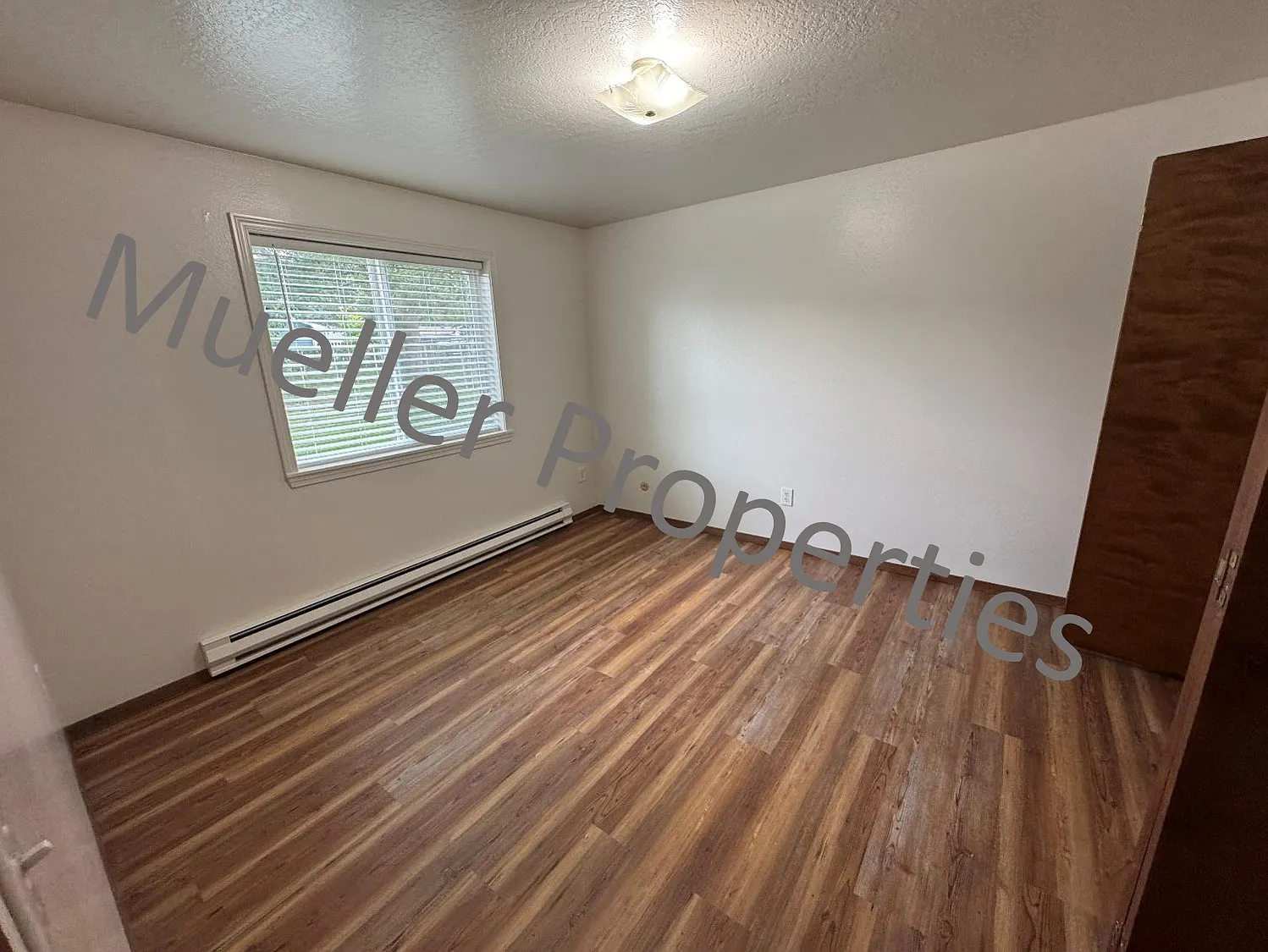 2 bed, $1,200 — Photo 4