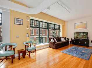 33 Middle St UNIT 7, Lowell, MA 01852