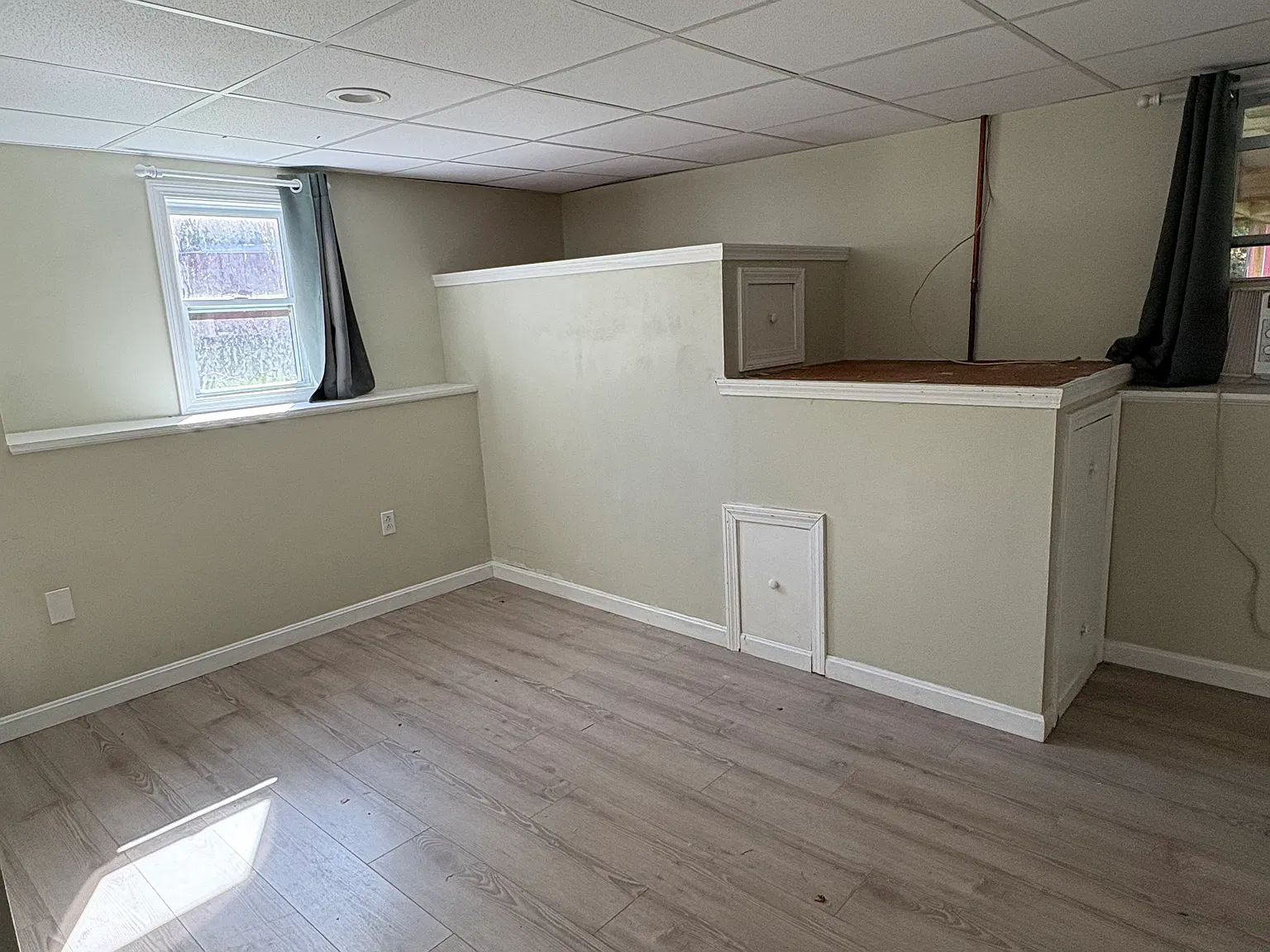 3 bed, 2.5 bath, 1800 sqft, $3,200 — Photo 2