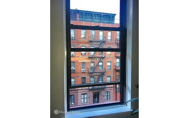 Sold by Douglas Elliman | media 23