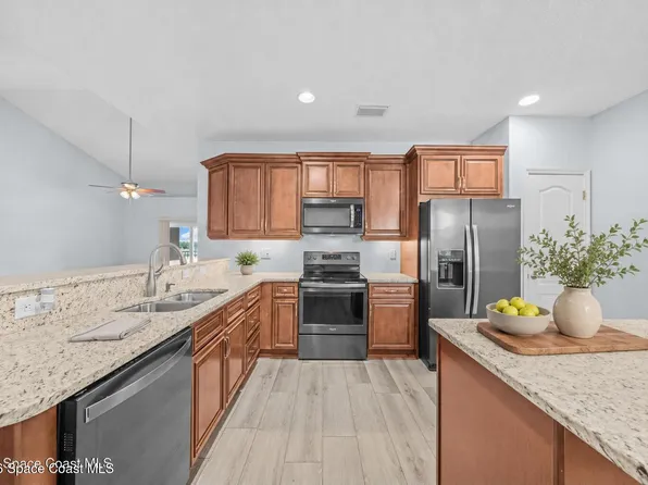 4865 Revenna Ct Unit 203, Melbourne, FL 32904