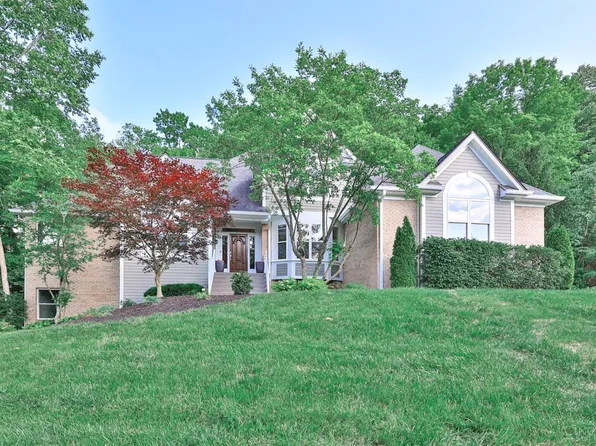 5756 Brookstone Dr, Cincinnati, OH 45230