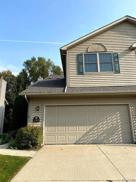2 bed, 1644 sqft, $2,150 — Photo 2