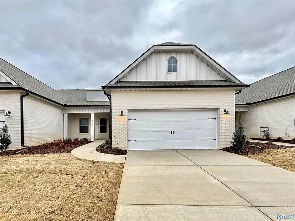 6004 Gardner Maples Dr