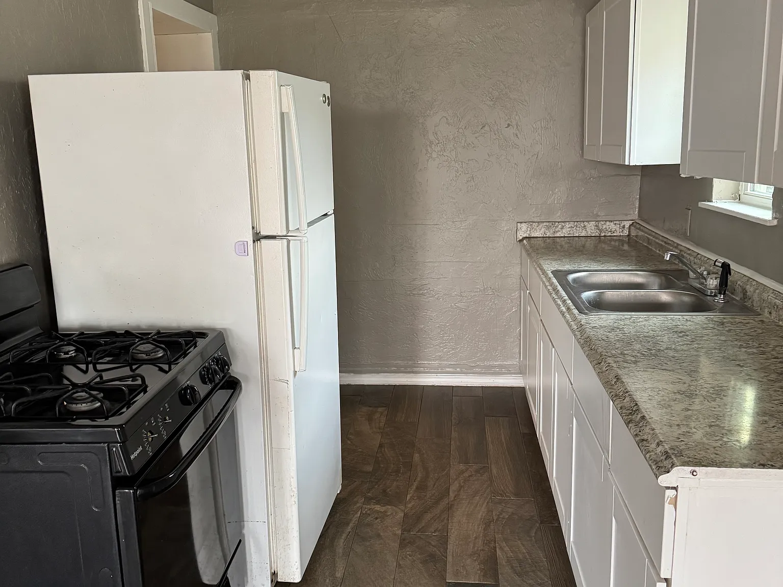 3 bed, $1,250 — Photo 3