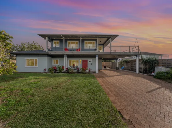 1616 Livingstone St, Sarasota, FL 34231