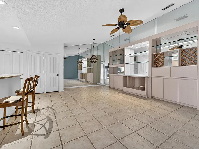 304 Sun Terrace Ct — Photo 23