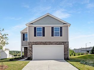 1008 20th Avenue Loop SE, Hickory, NC 28602