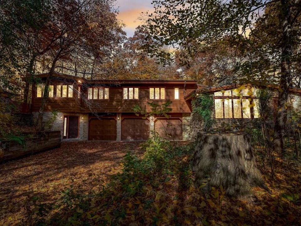 2438 East Sauk Rd, Grafton, WI 53024 Zillow