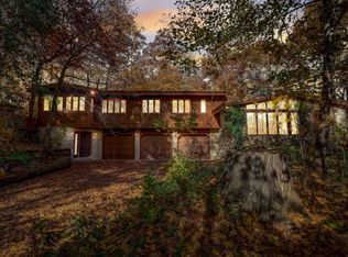 2438 E Sauk Rd, Grafton, WI 53024