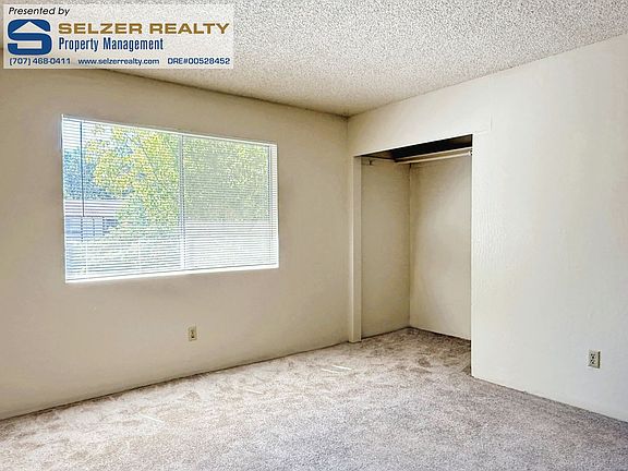 5th image of 385 El Rio Ct #2