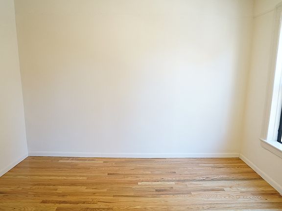 4th image of 1288 Washington Ave APT 27