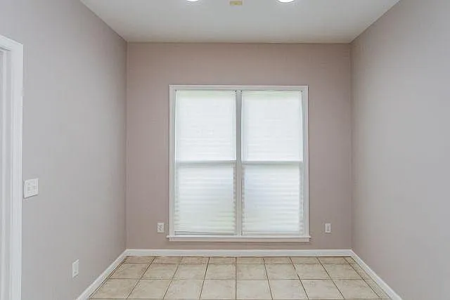 443 N Lake Rd — Photo 26