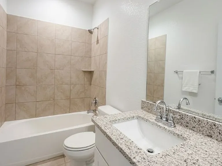 1806 Los Olivios Way — Photo 11