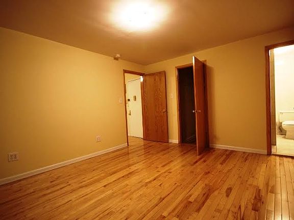 4th image of 130 1st Ave APT 3