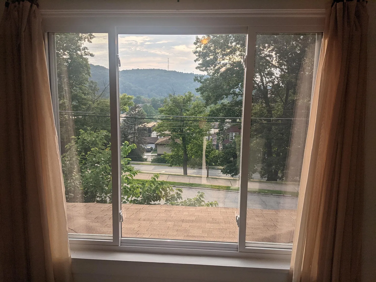 2 bed, 1056 sqft, $1,100 — Photo 4