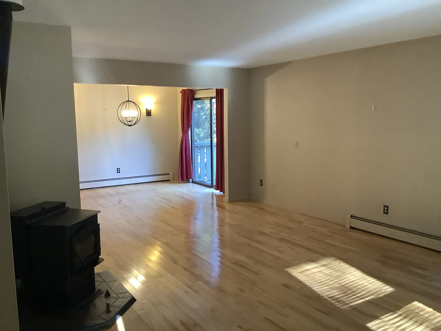 3 bed, 2112 sqft, $3,500 — Photo 4