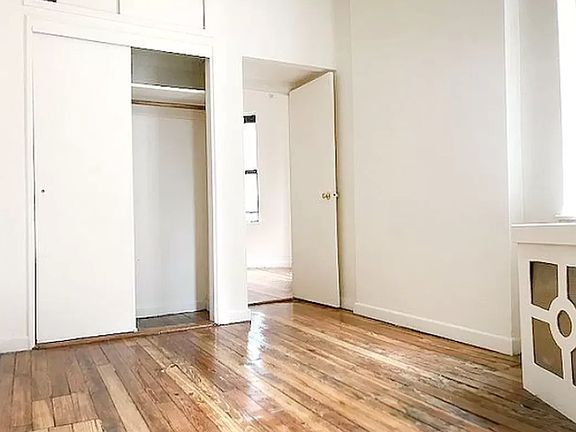 4th image of 212 W 82nd St APT 5B