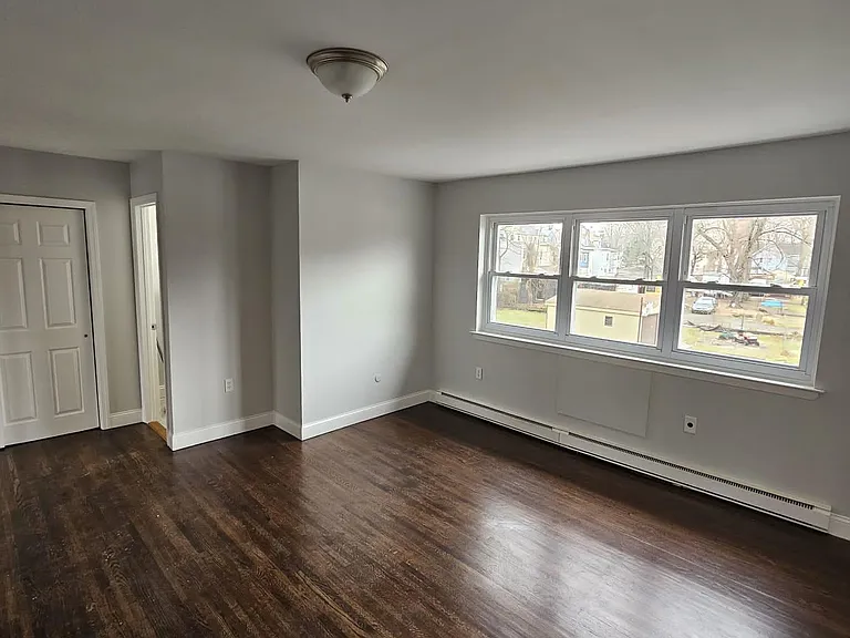 125 William St #2 — Photo 12