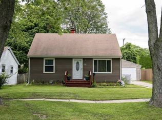 2220 Colorado Ave, Rockford, IL