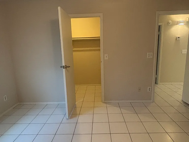 16618 E Ashbrook Dr #B — Photo 20