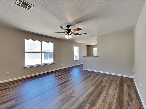 2nd image of 116 Opal Lake Dr