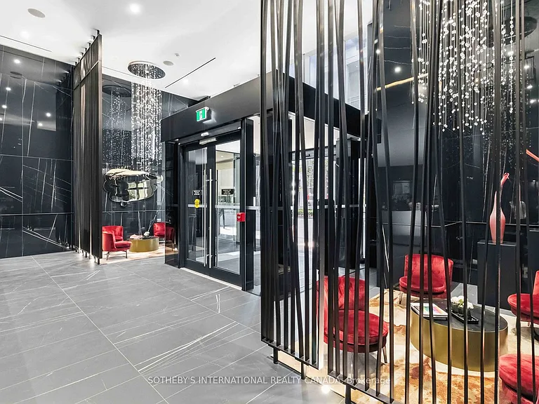 11 Yorkville Ave #5010 — Photo 14