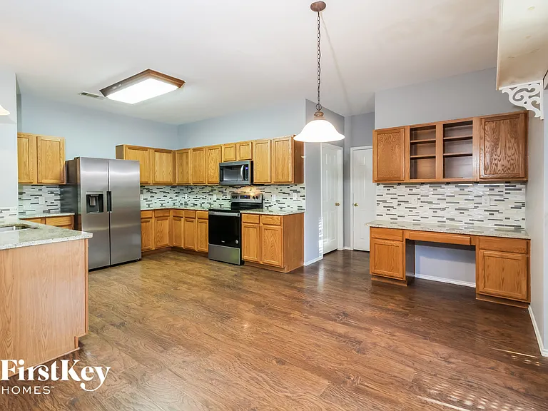 3700 Dunlavy Rd — Photo 6