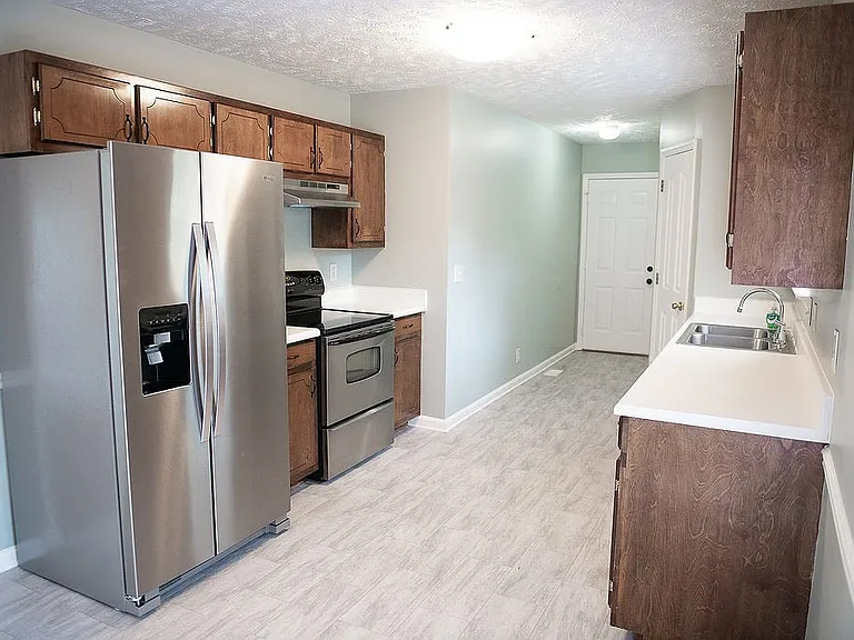 1012 Wismar Ct — Photo 6
