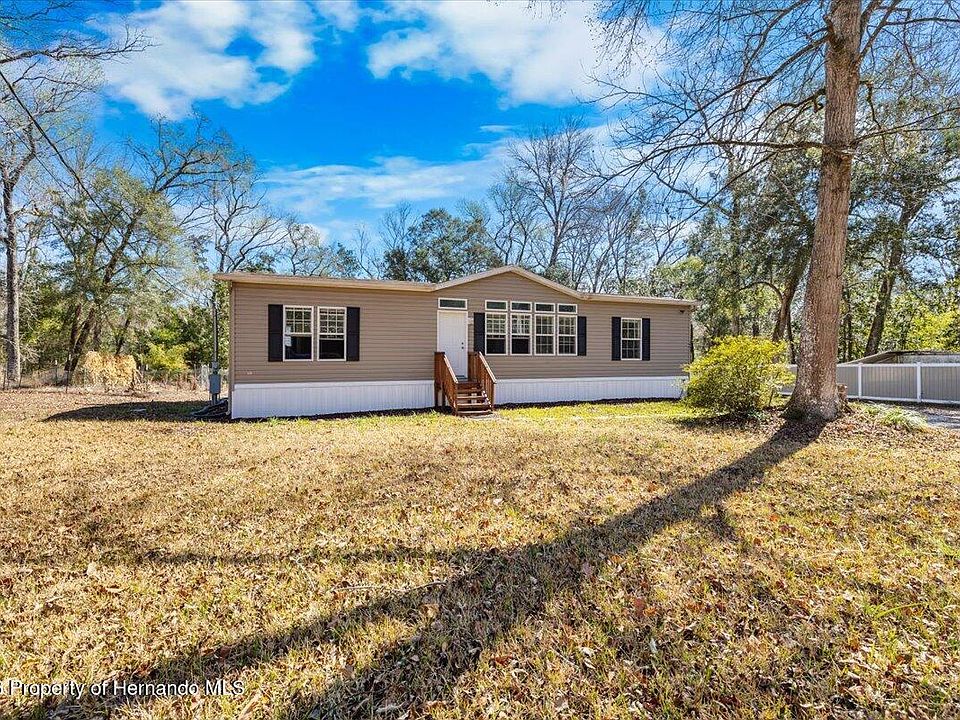 1st image of 19611 Manecke Rd