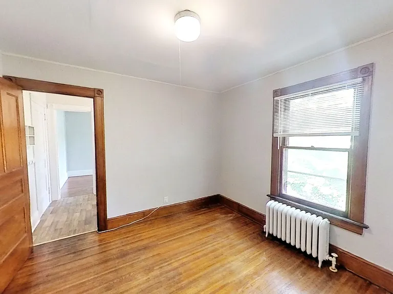 583 Averill Ave — Photo 23