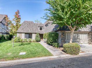 2964 W Brompton Ln, Fresno, CA 93711