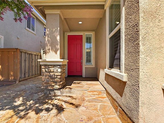 5th image of 17021 Tulip Tree Way