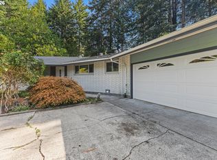 95048 Timber Park Ln, Coos Bay, OR 97420