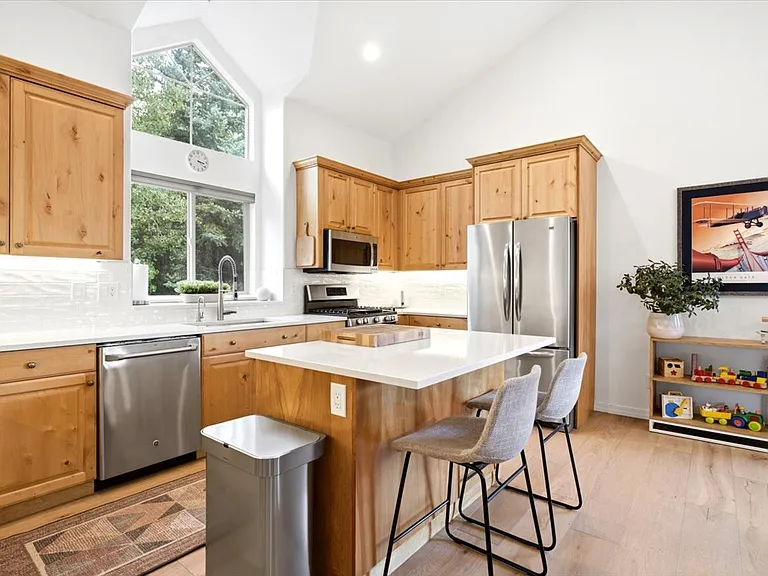 7435 Brook Hollow Loop Rd — Photo 12