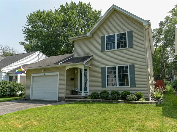 9 Burwell Rd, Rochester, NY 14617