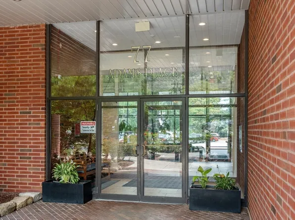 77 Adams St Unit 1206, Quincy, MA 02169