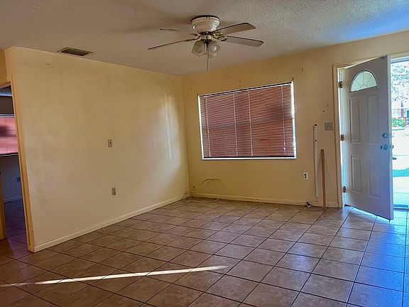 2nd image of 2203 Avenue Q