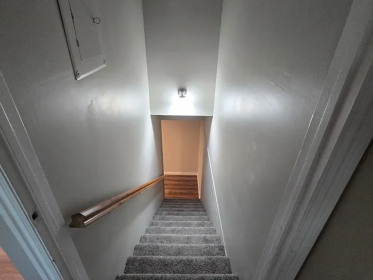 stairs to lower level