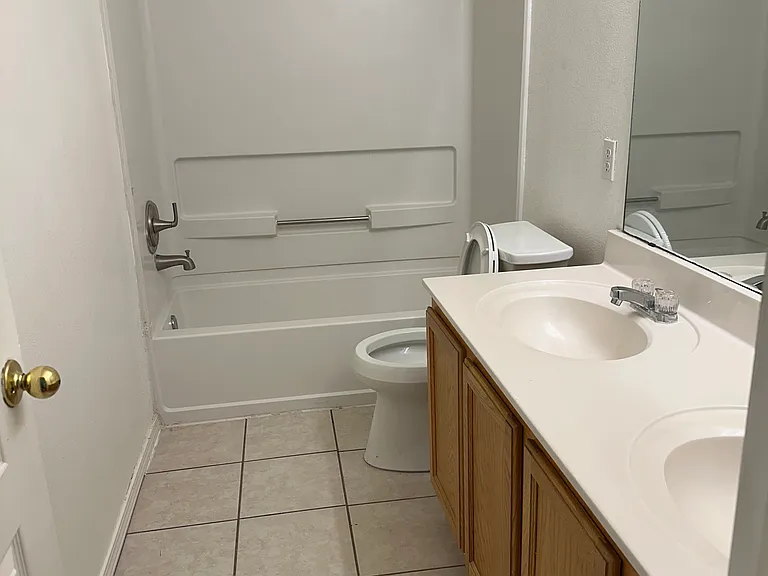 6160 Park Hill Ave NW — Photo 12