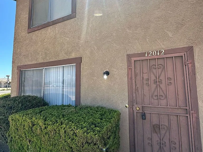 16280 Sequoia Ave — Photo 2