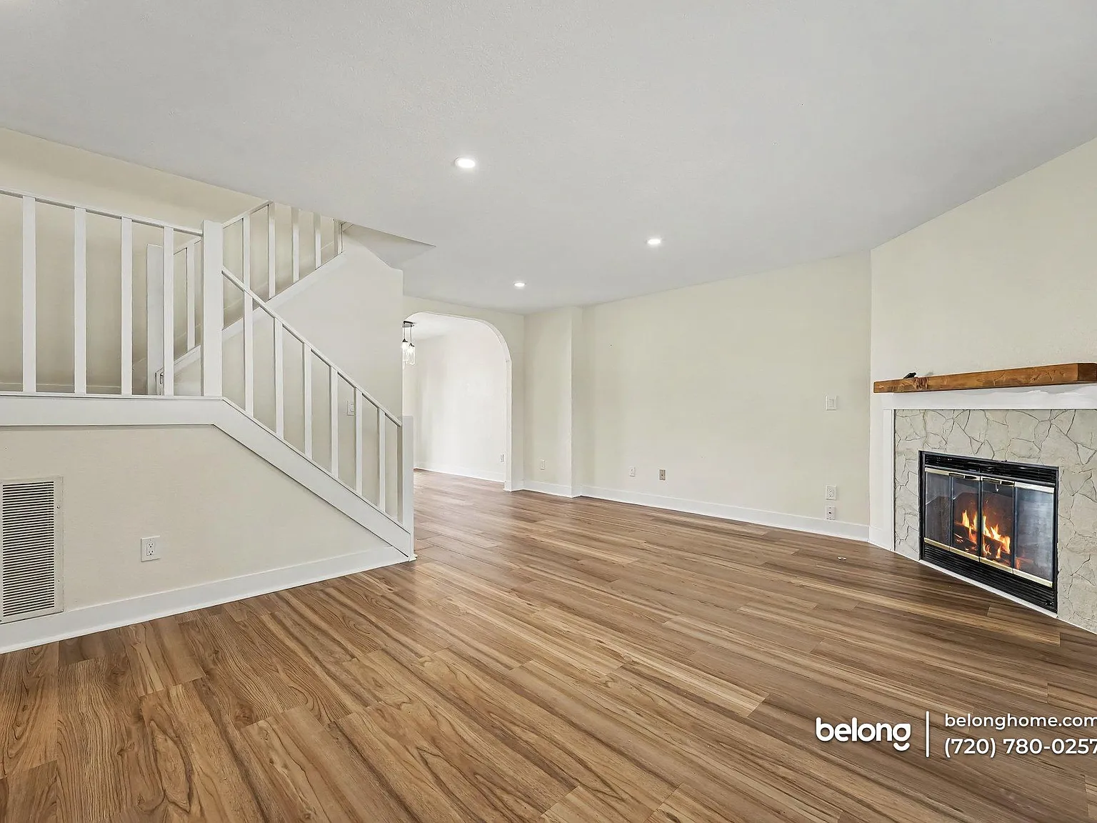 2 bed, 1.5 bath, 1242 sqft, $2,295 — Photo 3