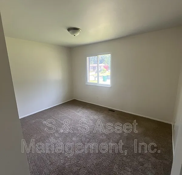 3324 Danbury Crossroad St — Photo 15