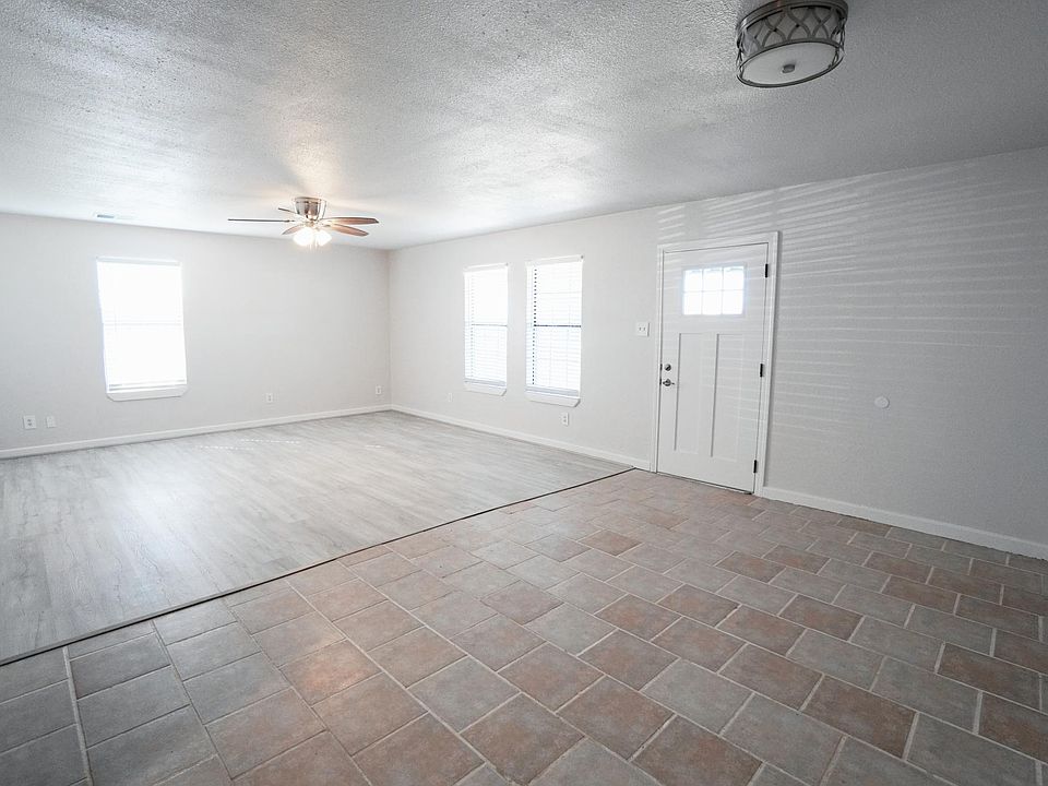 1st image of 8809 County Road 2586 #1