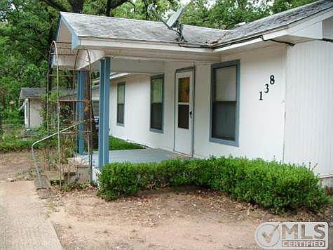 3rd image of 138 Forest Ln