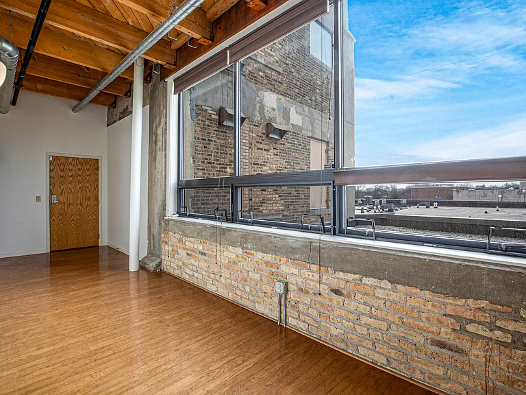 234 E Reservoir Ave #407 — Photo 17
