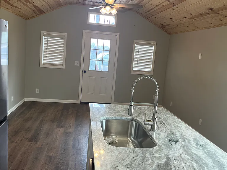 10255 Poplar Point Rd #T2 — Photo 3