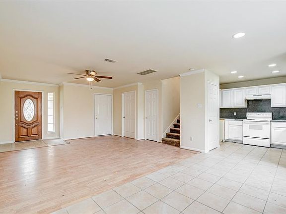 4th image of 11718 Greenshire Dr
