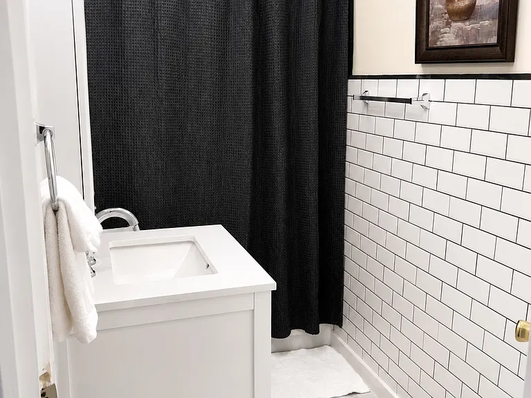 6304 Cabanne Ave — Photo 17
