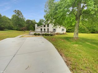 15 1st Ave E, Newnan, GA 30265